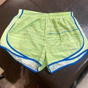 Nike women’s shorts size L